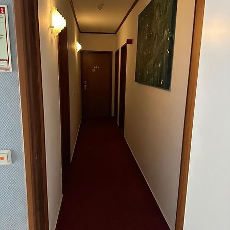 Yasha Hotel Люксембург Екстер'єр фото