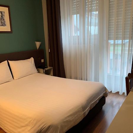 Yasha Hotel Люксембург Екстер'єр фото