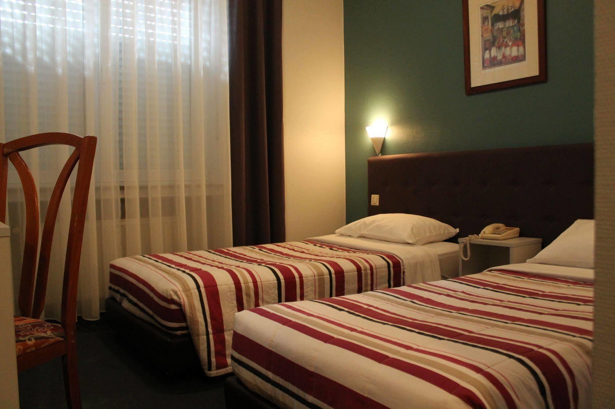 Yasha Hotel Люксембург Екстер'єр фото