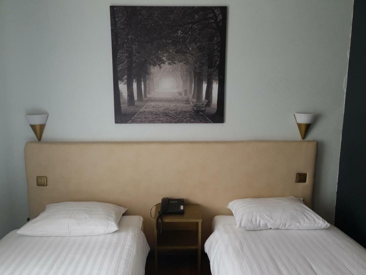 Yasha Hotel Люксембург Екстер'єр фото